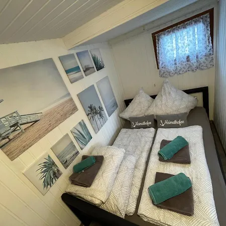 Blockhaus An Der Ostsee In Haffkrug *